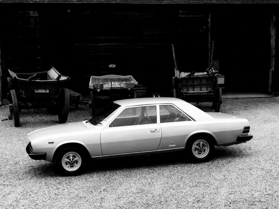  Fiat 130 Coupe 1971 года  (фото 8 из 8)